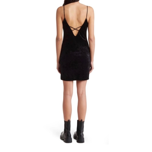 NWT💗ELODIE Strappy Back Crushed Velvet Mini Dress Size XS - Picture 10 of 10